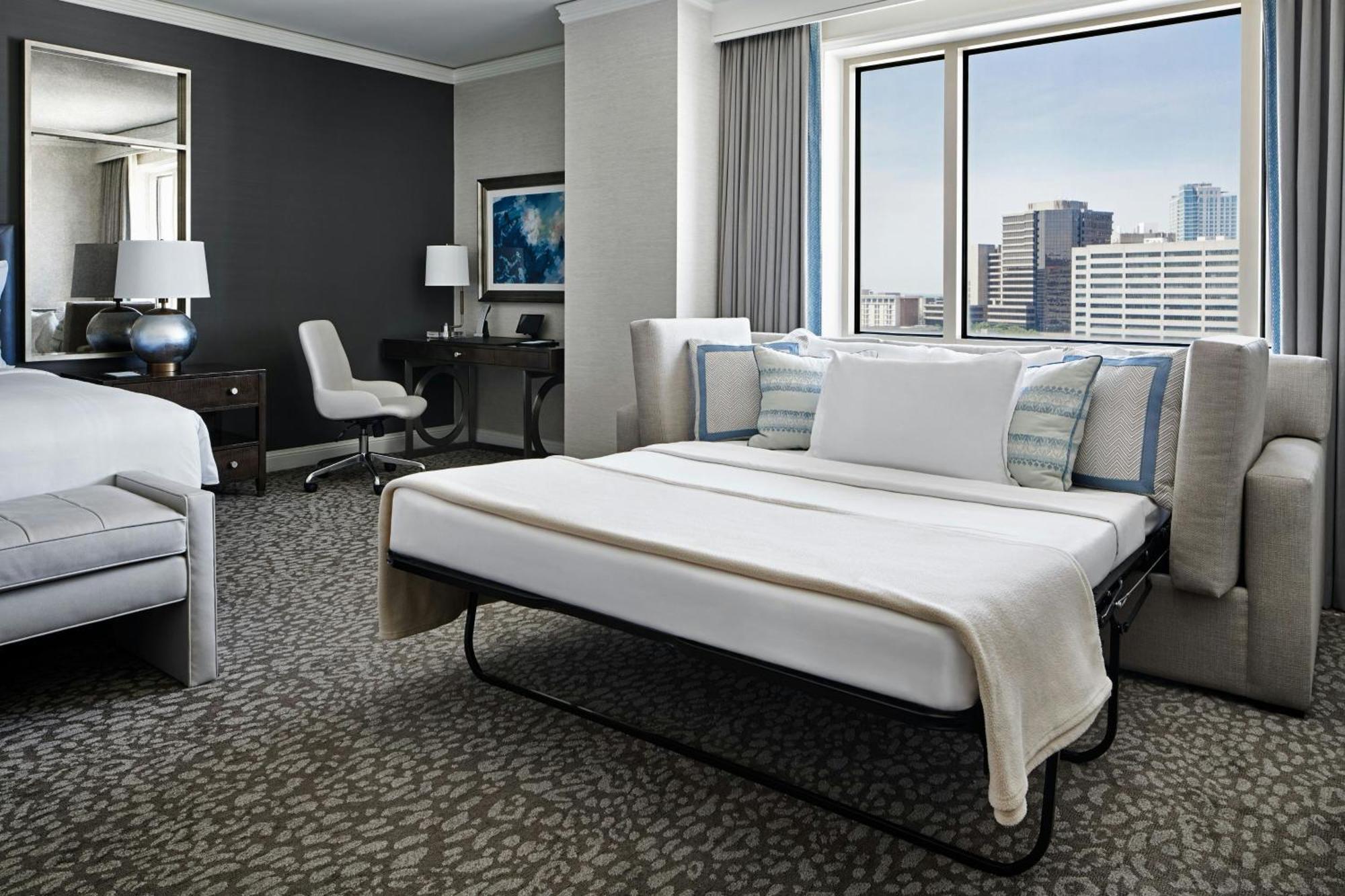 เดอะ ริตซ์ -คาร์ลตัน ไทสัน คอร์เนอร์ Hotel ไทซันส์คอร์เนอร์ ภายนอก รูปภาพ
